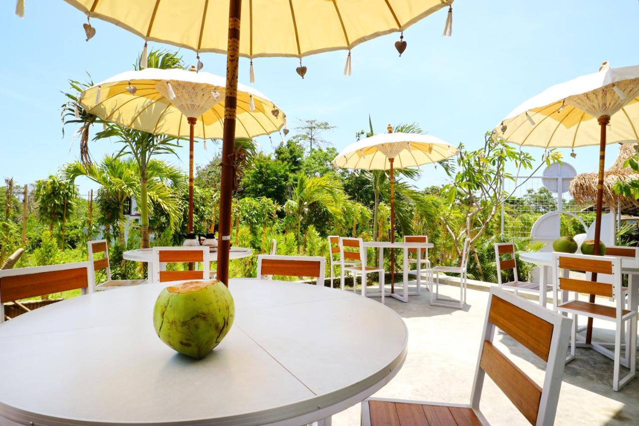 Margarita Surf Hostel Canggu Exteriör bild