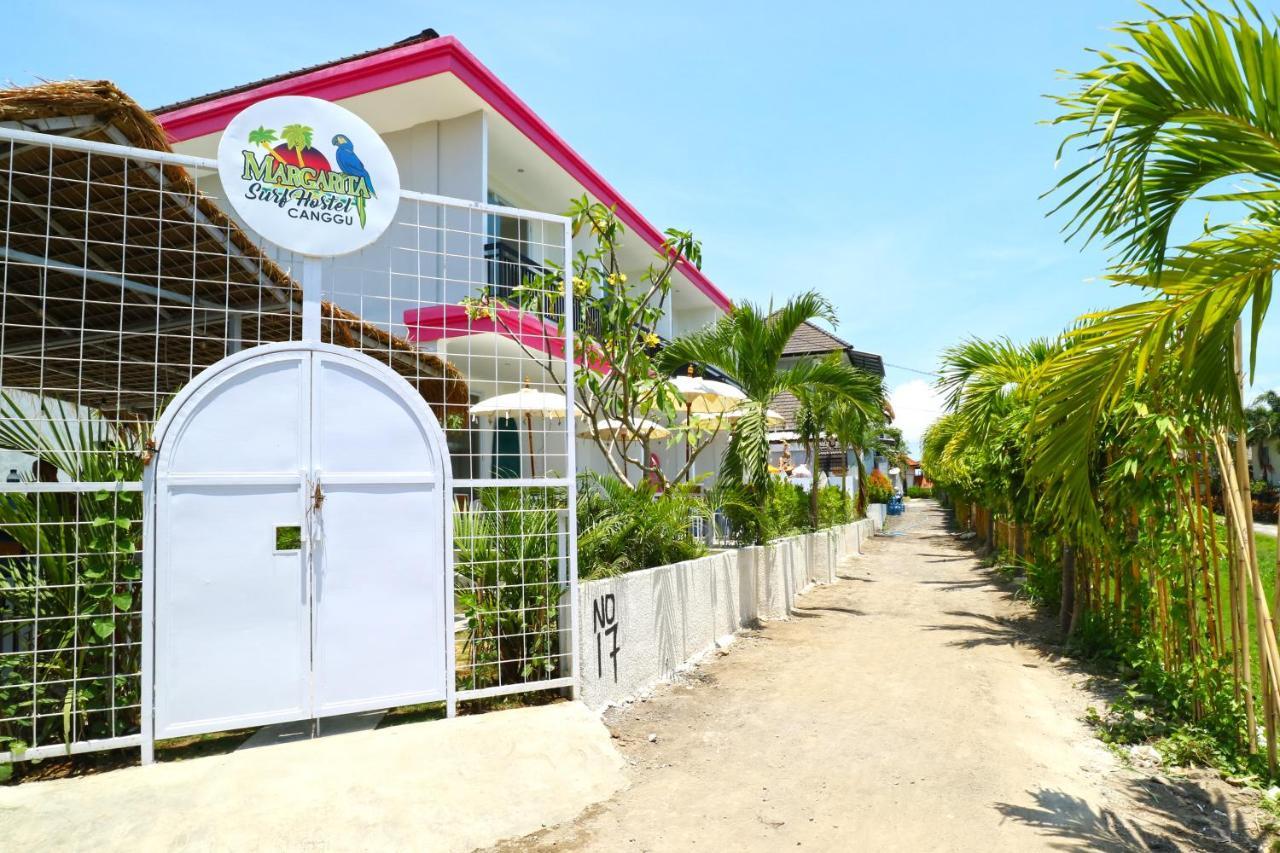 Margarita Surf Hostel Canggu Exteriör bild