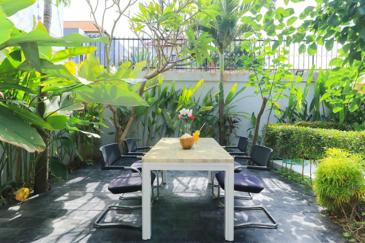 Margarita Surf Hostel Canggu Exteriör bild